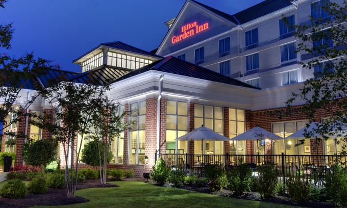 St. Charles Hotel | Hilton Garden Inn Waldorf