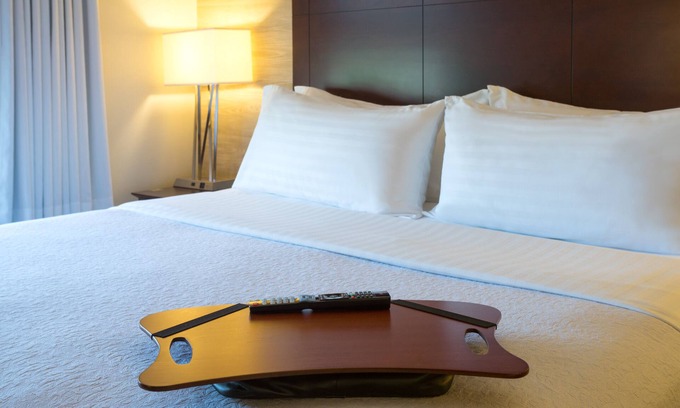 Linthicum Heights Hotel | Holiday Inn Baltimore BWI Airport, an IHG Hotel