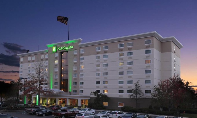 Wilkes-Barre Hotel | Holiday Inn Wilkes Barre - East Mountain, an IHG Hotel
