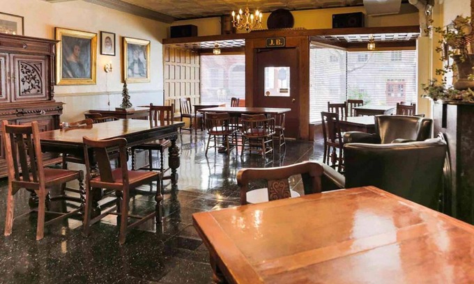 Mercersburg Hotel | Hotel ∙ 4 guests
