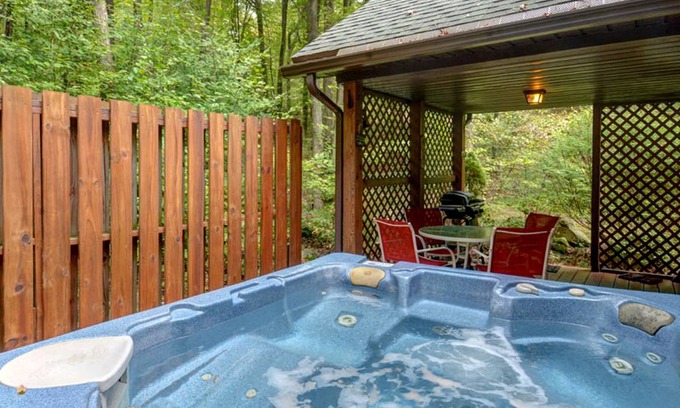 Bruceton Mills House | House ∙ 2 bedrooms ∙ 5 guests