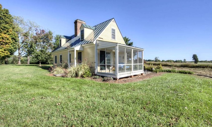 Orange House | House ∙ 2 bedrooms ∙ 4 guests