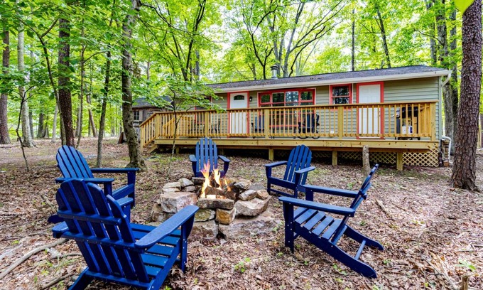 Berkeley Springs House | House ∙ 3 bedrooms ∙ 8 guests