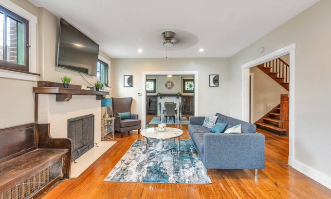 Wilkinsburg House | House ∙ 3 bedrooms ∙ 6 guests