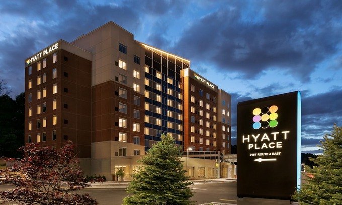 Fort Lee Hotel | Hyatt Place Fort Lee / George Washington Bridge