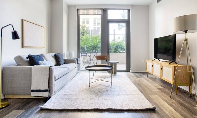 Crystal City Apartment | Ideal Crystal City 2BR w/ Pool, Gym, W/D, 1 block to to WF by Blueground