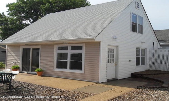Ortley Beach House | Jersey Shore - Summer 2021 - Lavallette - Sleeps up to 8!