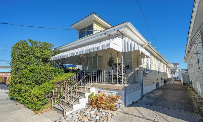 Wildwood Crest House | Just a few short blocks from the beach. Centrally located.