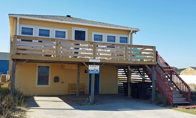 Kitty Hawk House | KH4730- Semi-OF with unobstructed ocean views! 4 Bedrooms and 2.5 Bathrooms!
