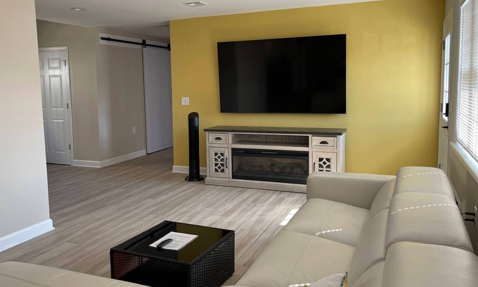 Ortley Beach House | Luxurious independent beach house in Seaside Park, mins walk to beach and bay