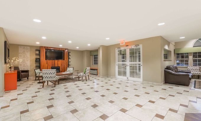West Chester Hotel | Microtel Inn & Suites by Wyndham West Chester