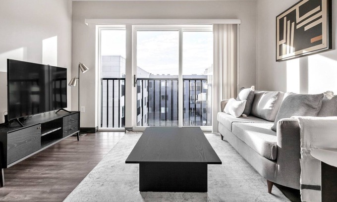 H Street Corridor Apartment | Modern H Street 1BR w/ Gym, W/D & Pool, across from WF, by Blueground