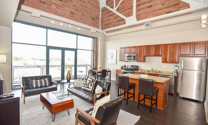Sandusky Condo | Modern Luxury Two Bedroom Lake view Condo