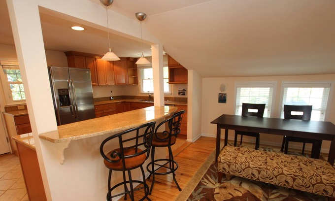 South Rehoboth House | New Listing!! 4 Bedroom home located in downtown Rehoboth and Pet Friendly too!