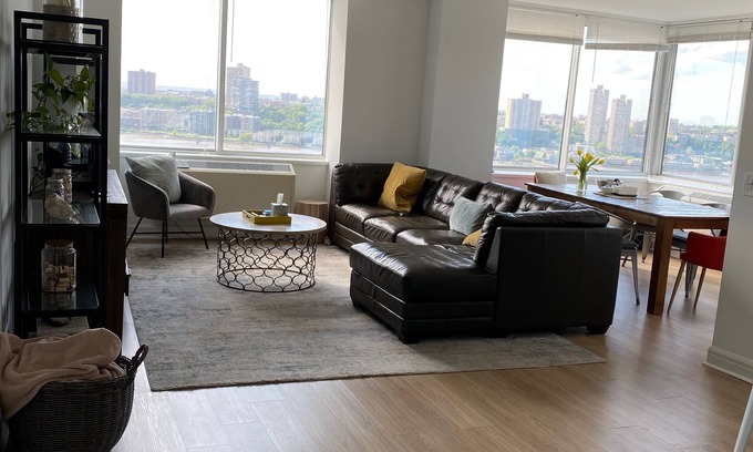Lincoln Square Apartment | NYC Luxury 3bed/3 bath Westside Manhattan