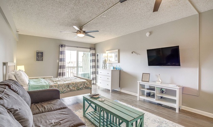 Midtown Ocean City Apartment | Ocean City Studio w/Balcony - Steps to Boardwalk!