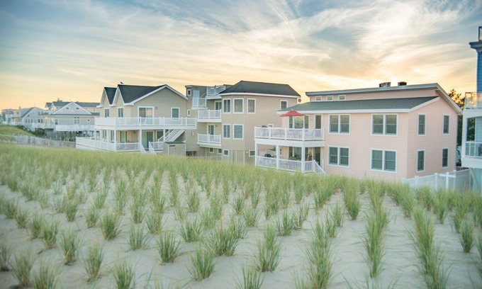 North Beach Haven Apartment | Oceanfront Oasis: Affordable Family-Friendly Duplex Apartment