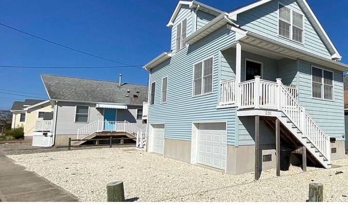 Point Pleasant Beach House | On Desirable Ocean Ave a Block from the Beach and Jenkinson's Boardwalk