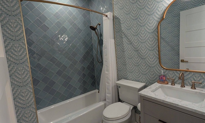 Goshen Bed & Breakfast | Parkway House Goshen Bed & Breakfast-Suite #3 - Boutique Style Family Friendly