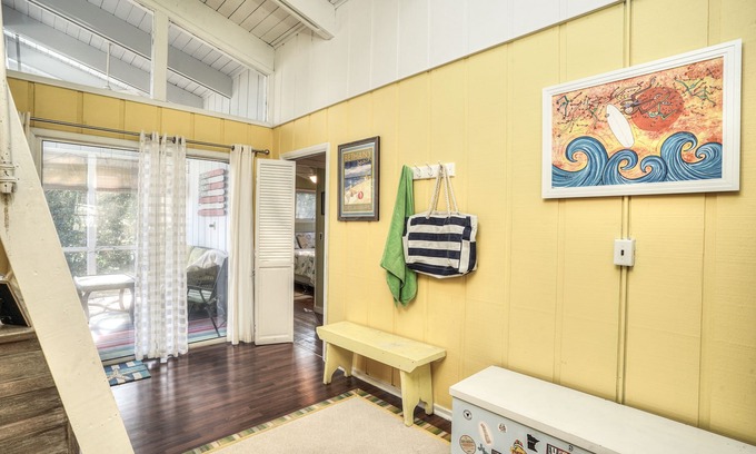 Bethany Beach House | Pet friendly, 3BR2BA. Walk or trolley to beach. Pool, pickleball, gym. BethWest