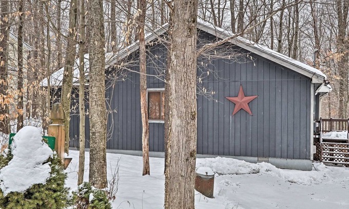 Thornhurst House | Pocono Lake Cabin w/ Private Hot Tub & Pool Access
