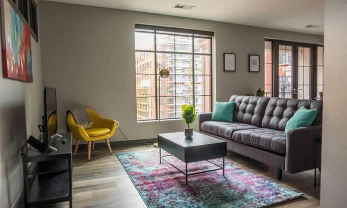 Scioto Mile Apartment | Prime Downtown 2br Apt Near Scioto - Walk Anywhere