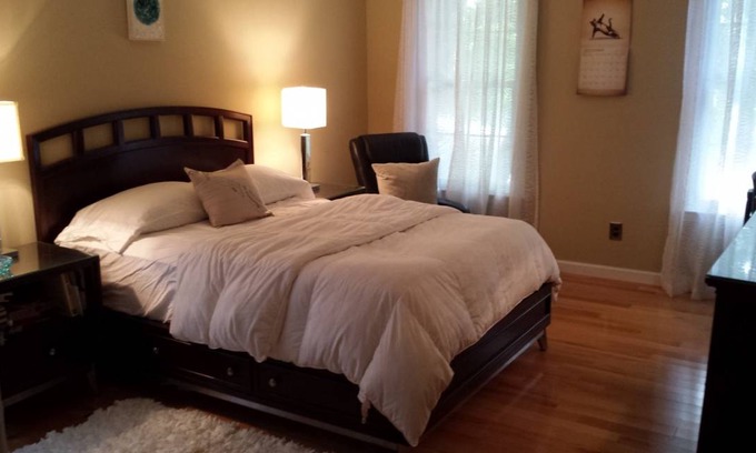 Lawrenceville Resort | Private room ∙ 2 guests
