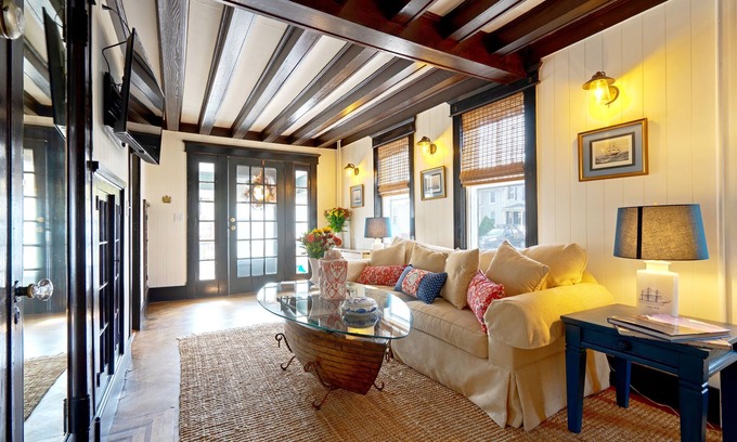Ocean Grove House | Private Roof Deck! Walk to Beach & Asbury! Sea Hear Now, 9/13- 14. Week - 9/20