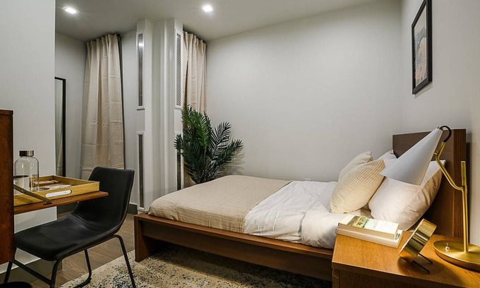 Garfield Resort | Private room ∙ 1 bedroom ∙ 1 guest