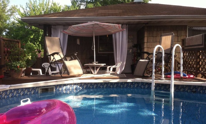 Fords Resort | Private room ∙ 1 guest