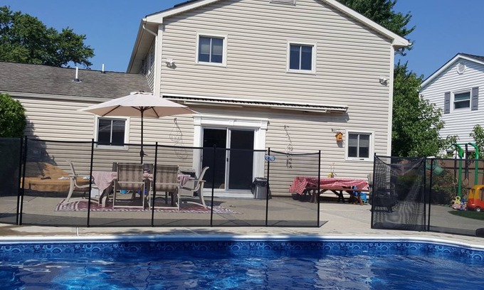 Hazlet Resort | Private room ∙ 1 guest