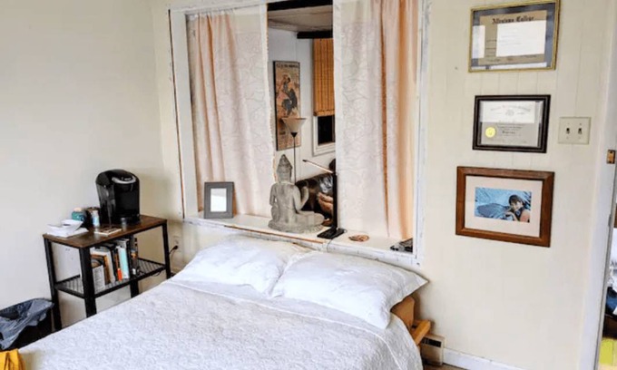 Hellertown Resort | Private room ∙ 2 guests