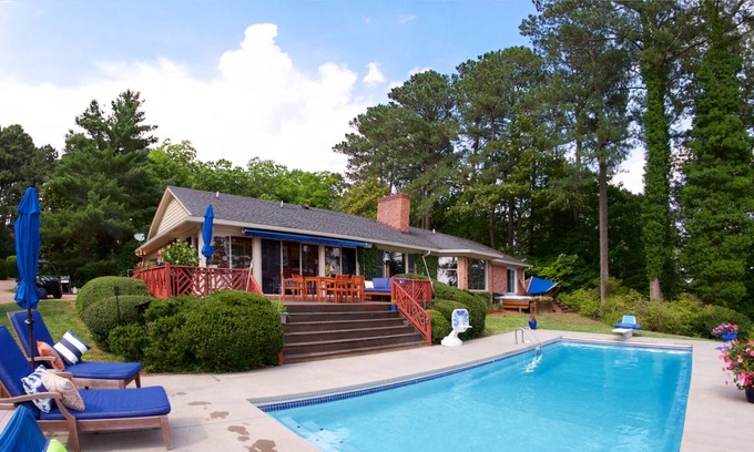 White Stone House | Rappahannock River Retreat