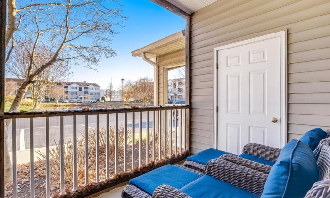 Rehoboth Beach Apartment | Rehoboth---100 Cascade Ln #108