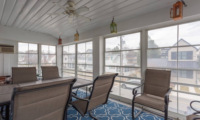 South Rehoboth Condo | Rehoboth Beach Ocean Block 3BR Sleeps 6