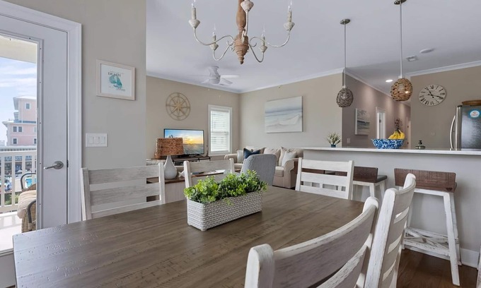 Wildwood Crest House | Residence 201N at The Sandcastle Condominiums