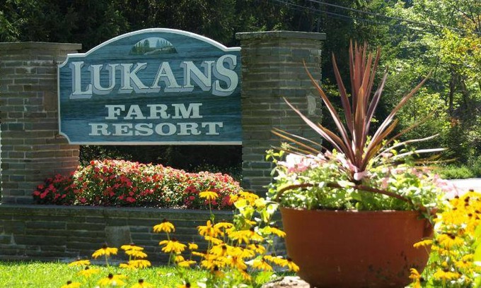 White Mills Resort | Resort