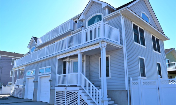 Townsend's Inlet House | Seashore Sweet Corner Model with great views of the ocean and only steps away to the beach.