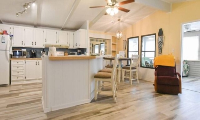 Montego Bay House | Short walk to the beach * Montego Bay;Ocean City, MD