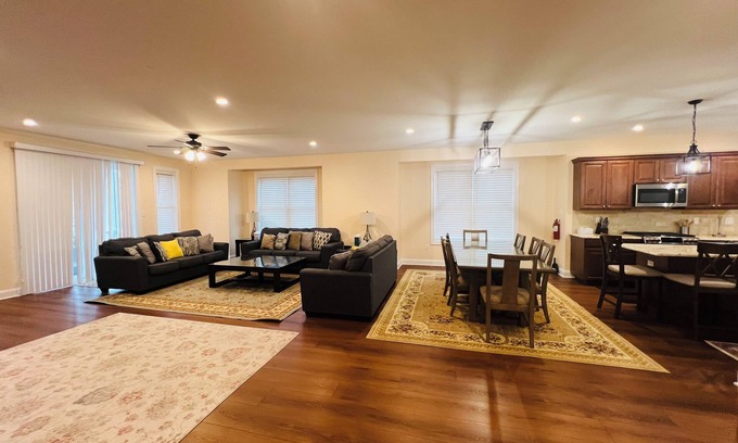 Cape May - Wildwood House | Spacious beachblock house with pool, oceanview, 4 decks near boardwalk
