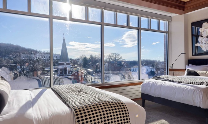Ephrata Hotel | The Executive Suites and Venue