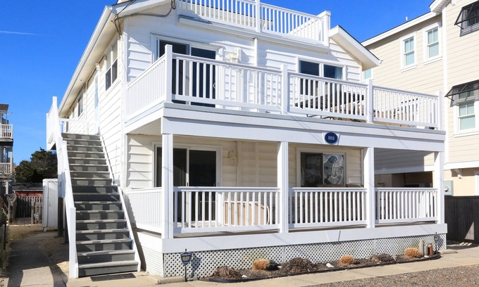 Townsend's Inlet House | Townsend Inlet Beach Block 2nd floor of a duplex