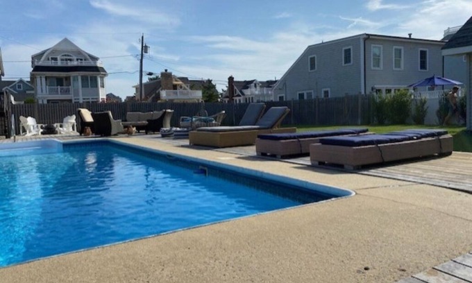 Normandy Beach House | Traditional 5B/2Bath Beach House/ extra large lot across from beach/ heated pool