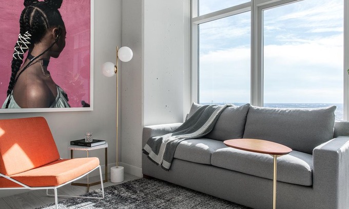 Gayborhood Apartment | Tranquil 2BR | Lounge | City Center by Lyric