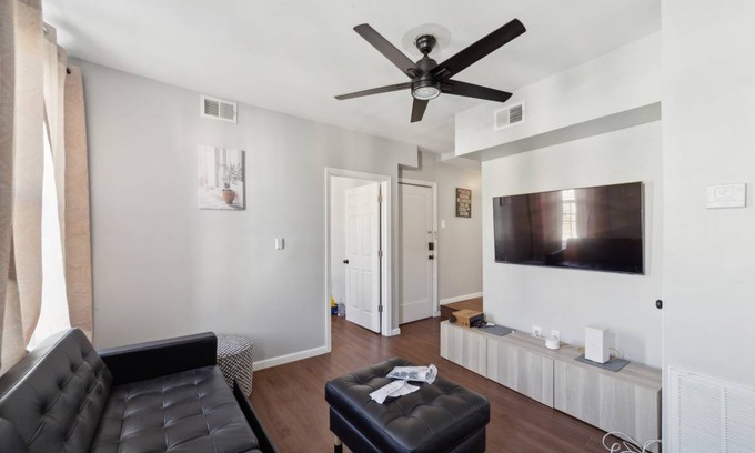 Hackensack River Waterfront Condo | Condo ∙ 1 bedroom ∙ 4 guests