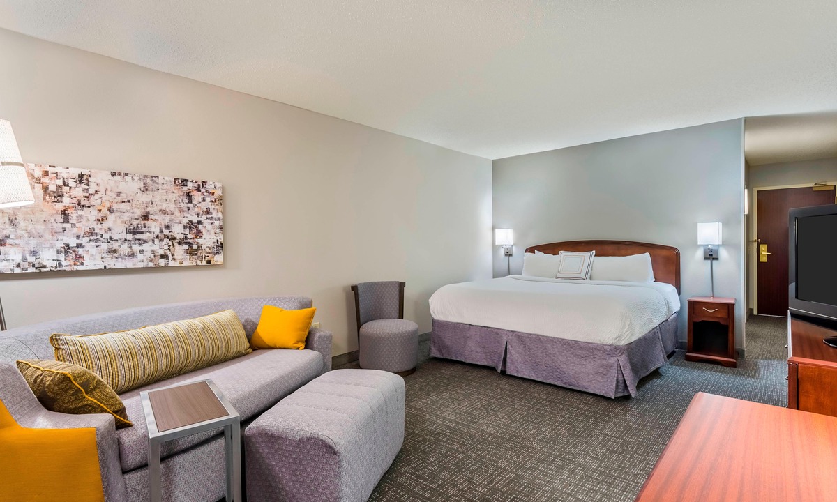 Downtown Chattanooga Hotel | Courtyard by Marriott Chattanooga Downtown
