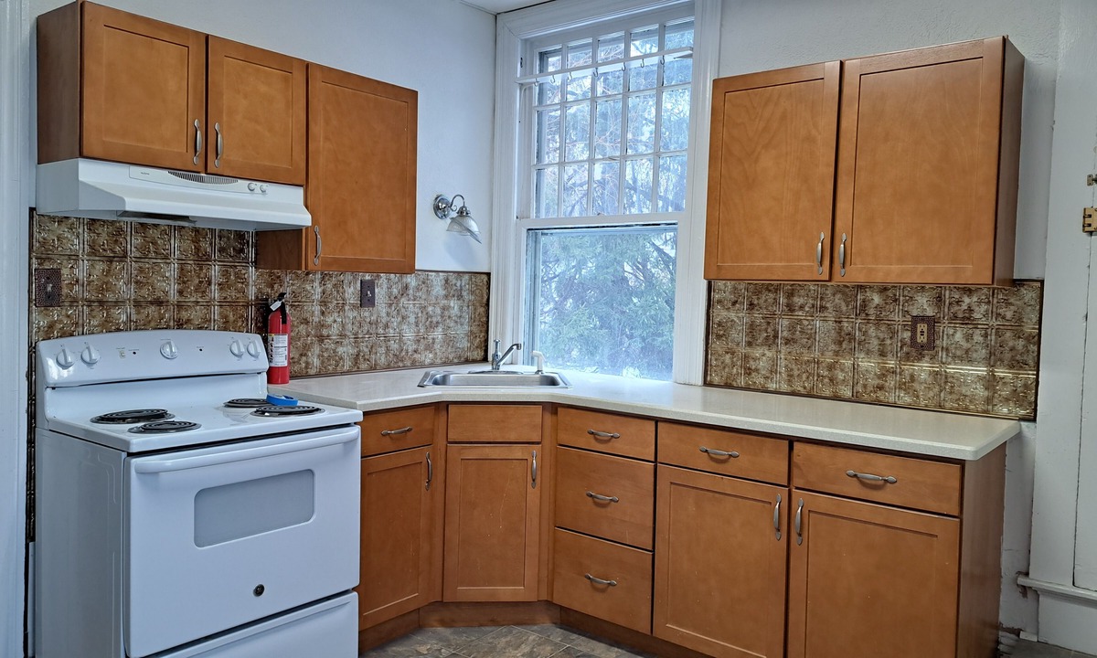 Scranton House | Spacious 5-bedroom Historic Home blending Charm with Modern