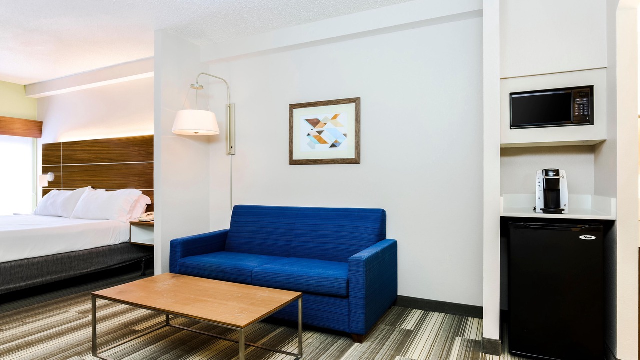 Photo of Livingroom in Oxford Valley