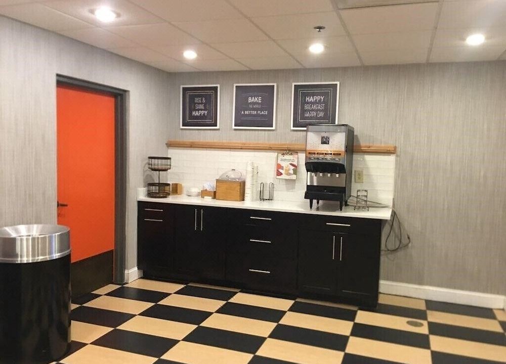 Photo of Kitchen in Elizabeth