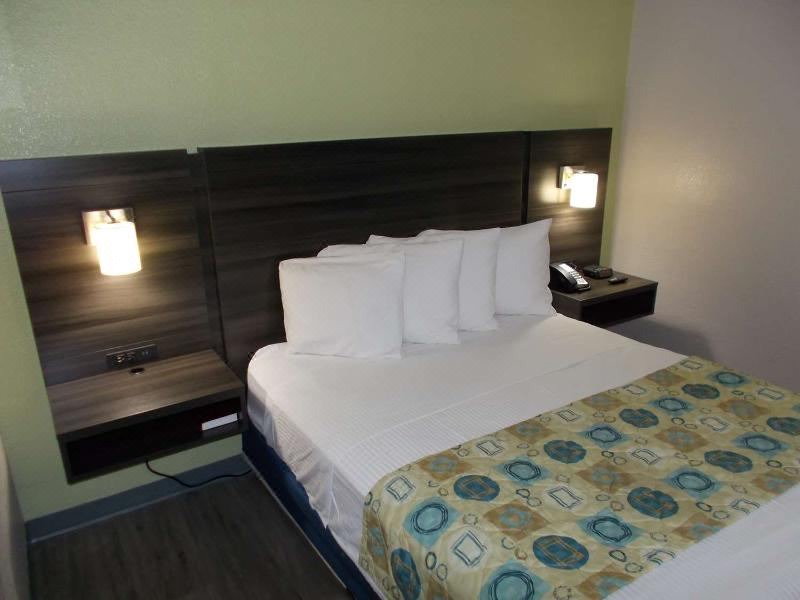 Photo of Bedroom in Northeast Virginia Beach
